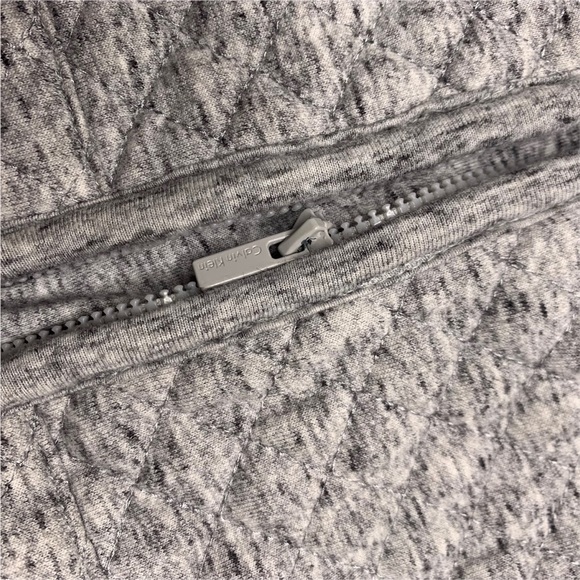 Nicest Calvin Klein grey quilted veste for 2T.  EUC. - Picture 4 of 9